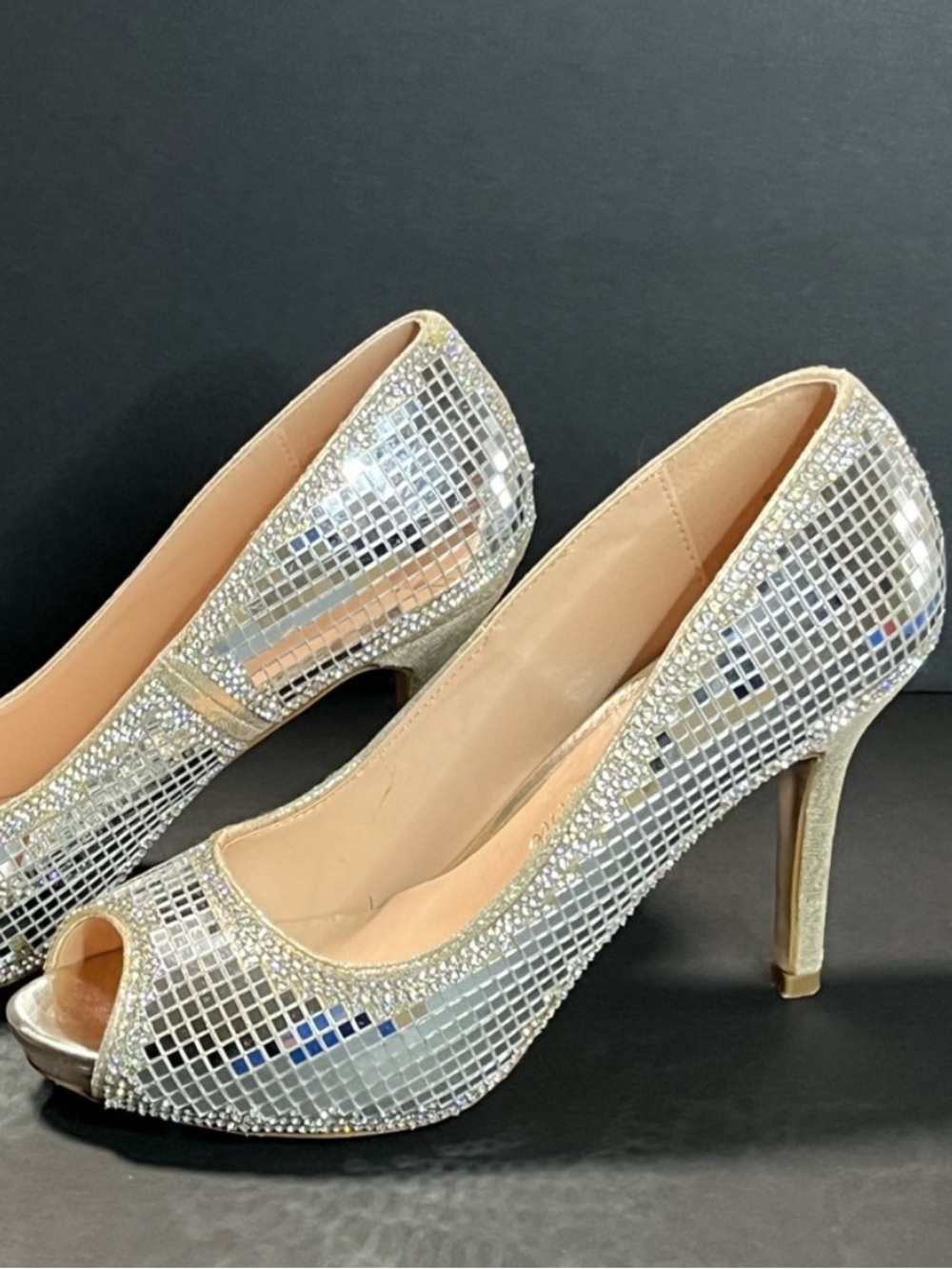 Disco 🪩 Shiny Silver Peep-Toe High Heels